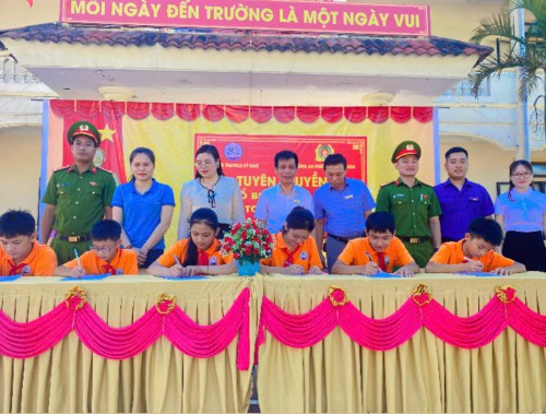 Lan tỏa ý thức chấp hành luật giao thông qua chương trình tuyên truyền ATGT tại Trường TH&THCS Kỳ Nam