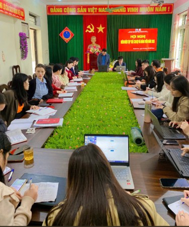 Chi bộ Trường TH&THCS Kỳ Nam tổ chức Hội nghị kiểm điểm tập thể chi bộ và đảng viên năm 2025