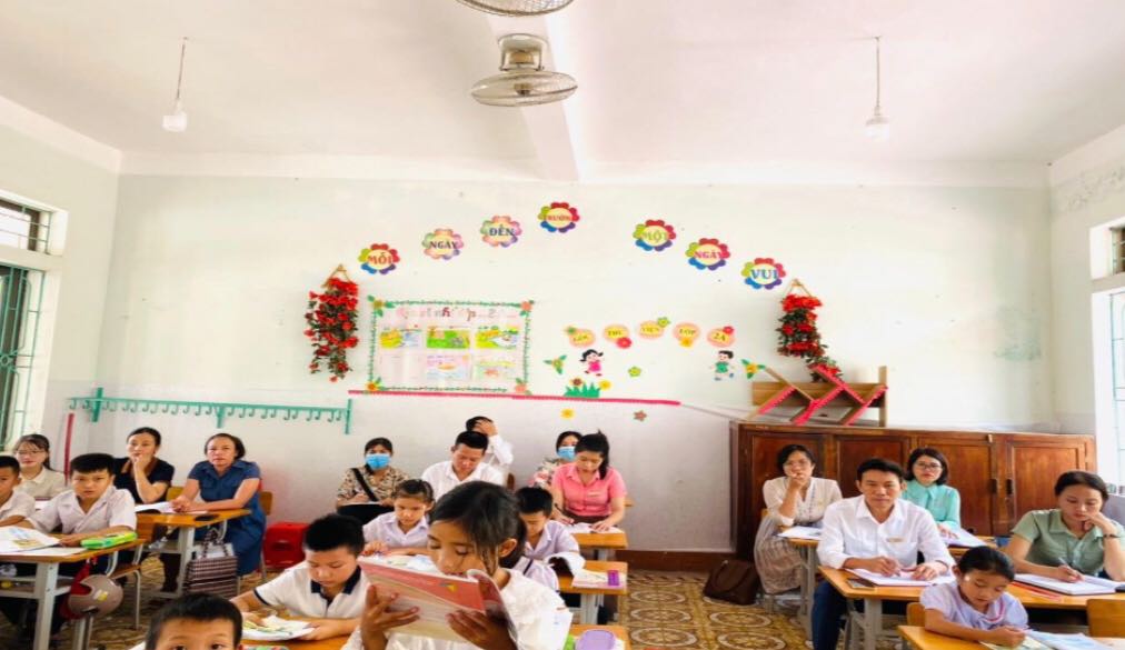 Trường TH&THCS Kỳ Nam sinh hoạt chuyên đề “Dạy học môn Toán, Tiếng Việt lớp 3 theo Chương trình GDPT 2018